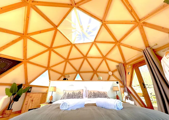 Luxusní stan L'etoile Du Bearn Asson